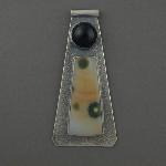 This contemporary pendant in ocean jasper one of the most popular stones this season is a pleasure. These lovely stones are set on a textured sterling silver background.